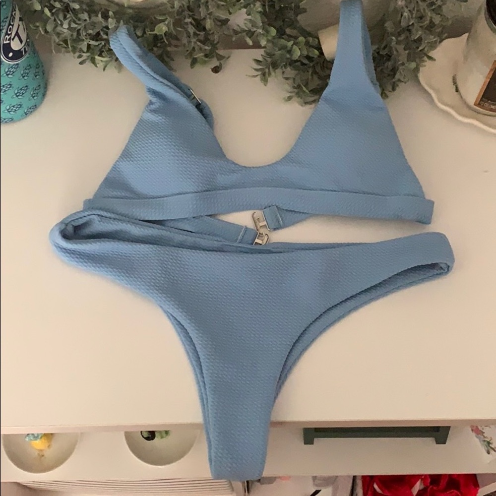 Bathing suit